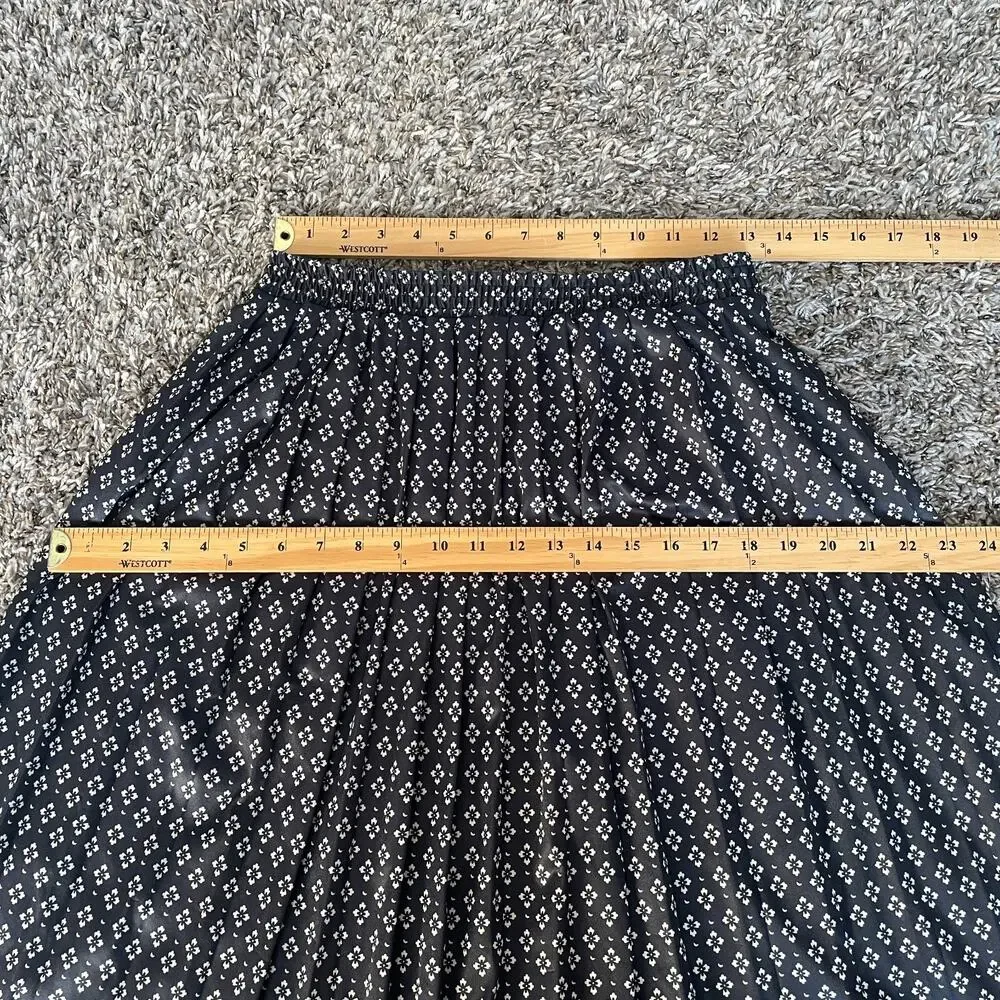 Vintage Midi Skirt Size 10P 10 Petite Black White Pleated A Line Minimal Retro
